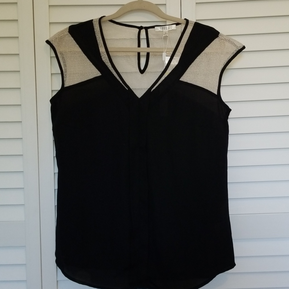 Spense NWT black and beige top